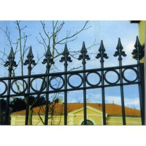 fer de lance vert foncé