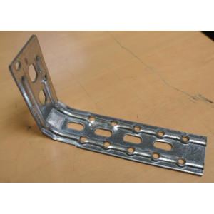 Quincaillerie destockage, pas cher, discount équerres huisseries galva,