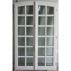 fenêtre bois cintrée