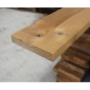 planche de sapin traitée