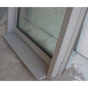 Fenêtre aluminium ral  9007