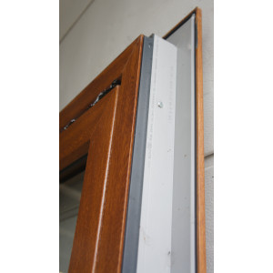 porte fenêtre pvc chêne doré