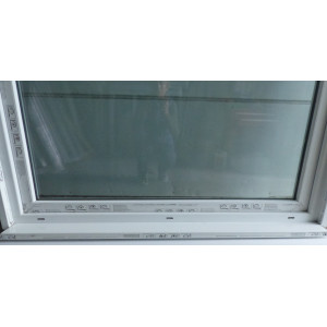 Grande fenêtre PVC blanc