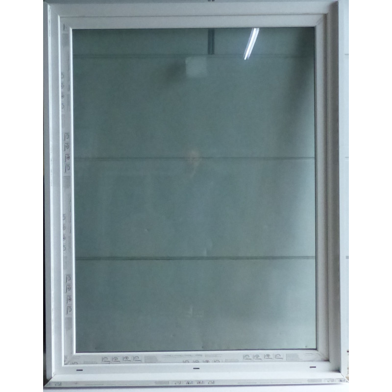 Grande fenêtre PVC blanc