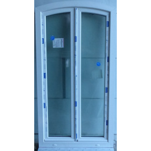 Fenêtre PVC cintrée