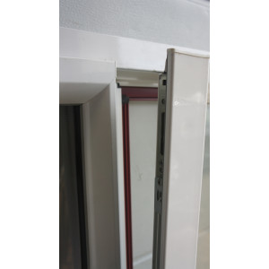 Fenêtre aluminium blanc/bordeau