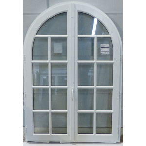 Fenêtre bois cintrée