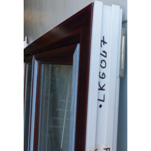 Fenêtre PVC acajou/blanc