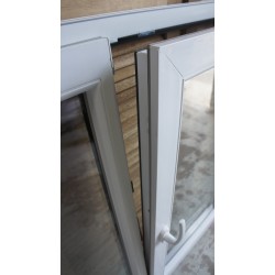 Fenêtre PVC Anthracite & Blanc H108xL126 cm | Oscillo-Battant