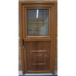 Portes d'entrées destockage, pas cher, discount porte pvc style fermière, 690,00 €